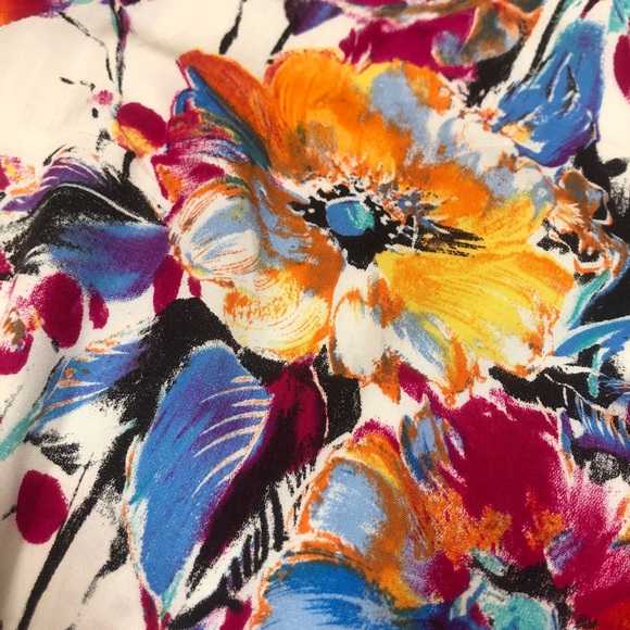 🌱 Umgee Abstract Floral Romper - Picture 5 of 8